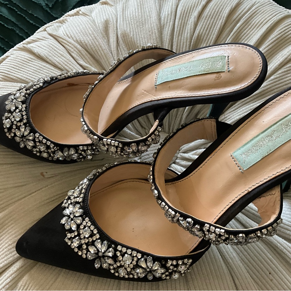 Betsy Johnson Rhinestone Dress Slip on Mules - Picture 2 of 7